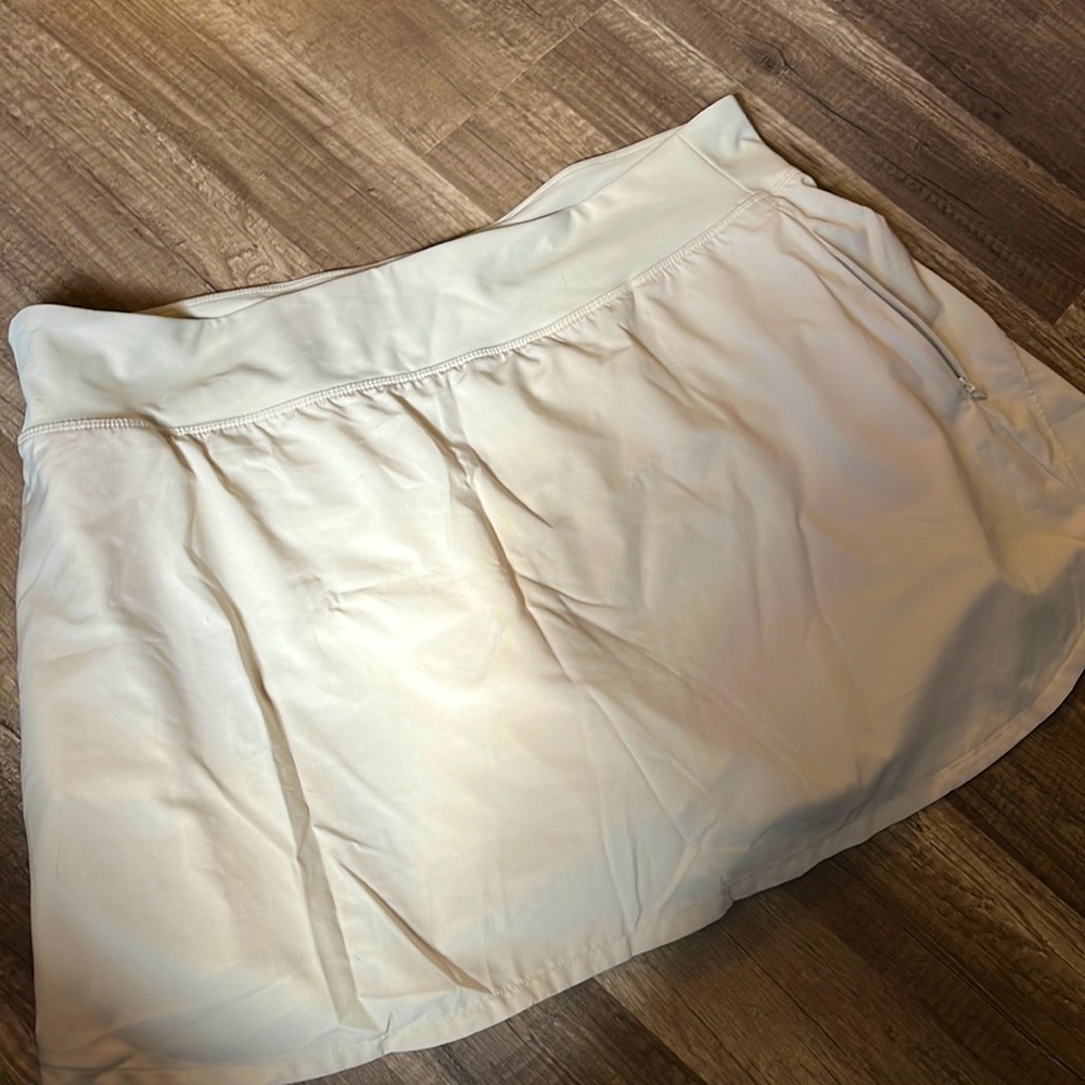 NWOT old navy athletic skort